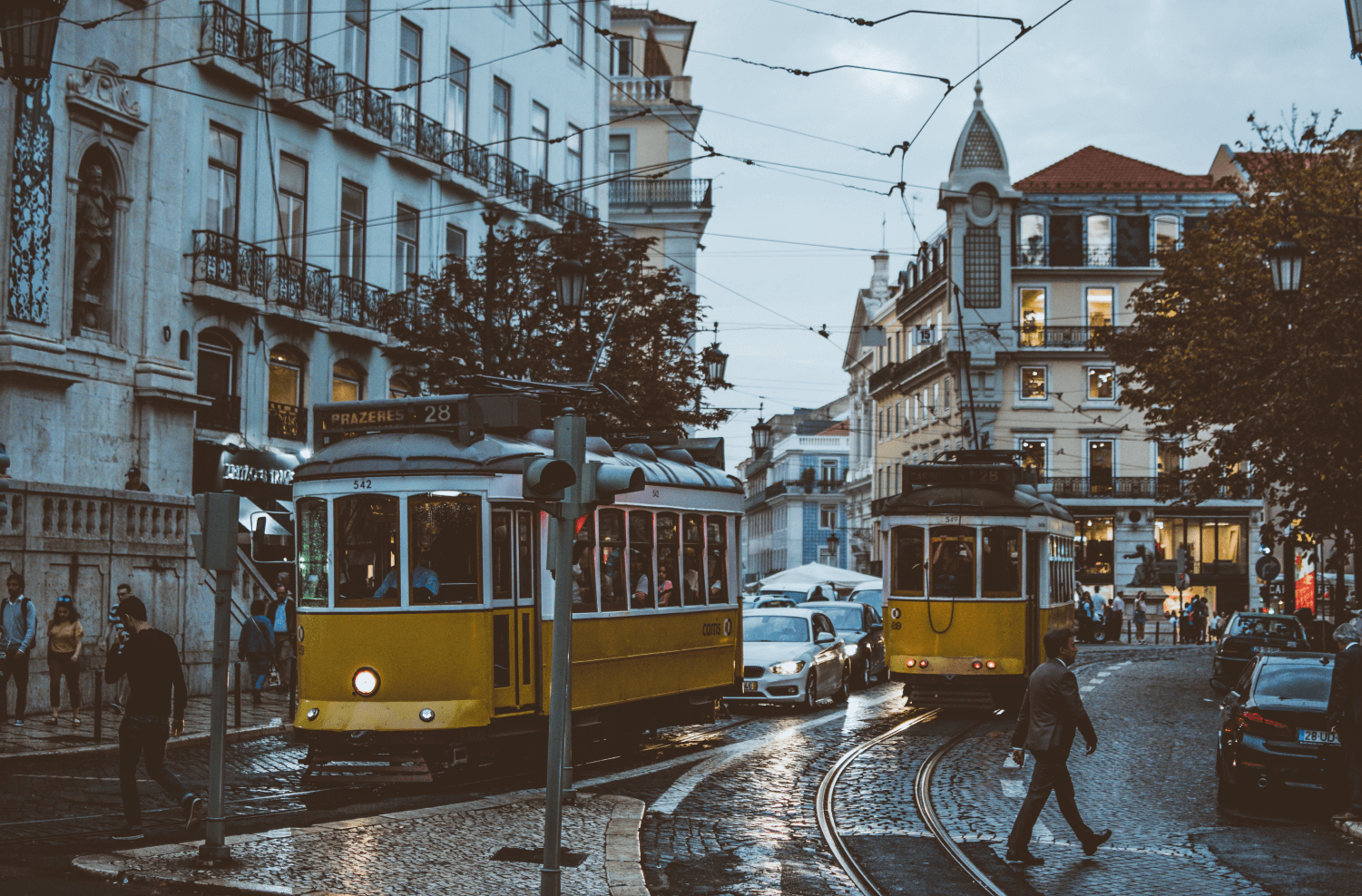 Read more about the article A Comprehensive Guide to Portugal Digital Nomad Visa