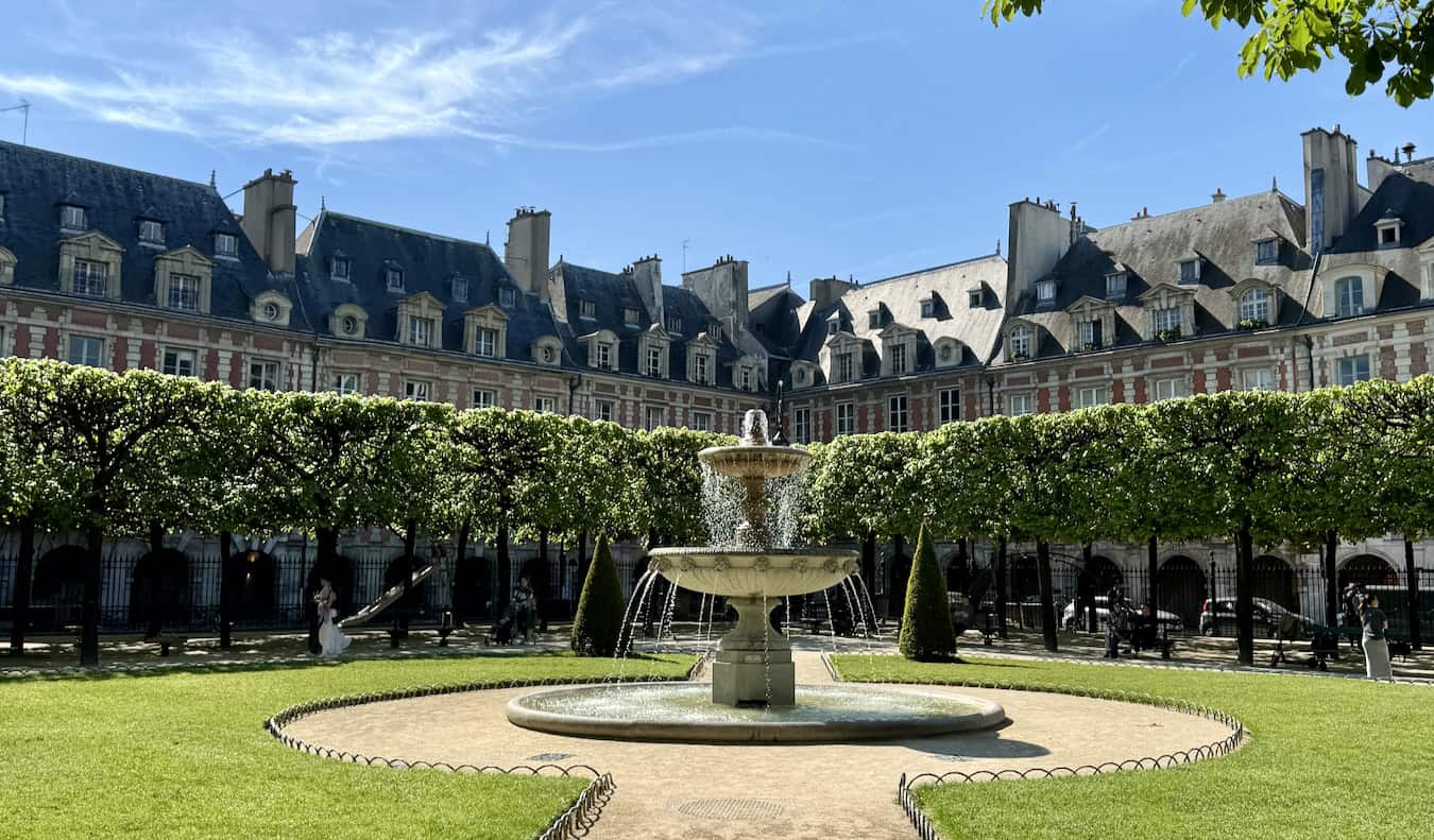 Read more about the article 14 Off-the-Beaten-Path Things to See in Paris (Updated 2025)